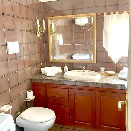 Grazia Deledda Comfort Πανσιόν Όλμπια